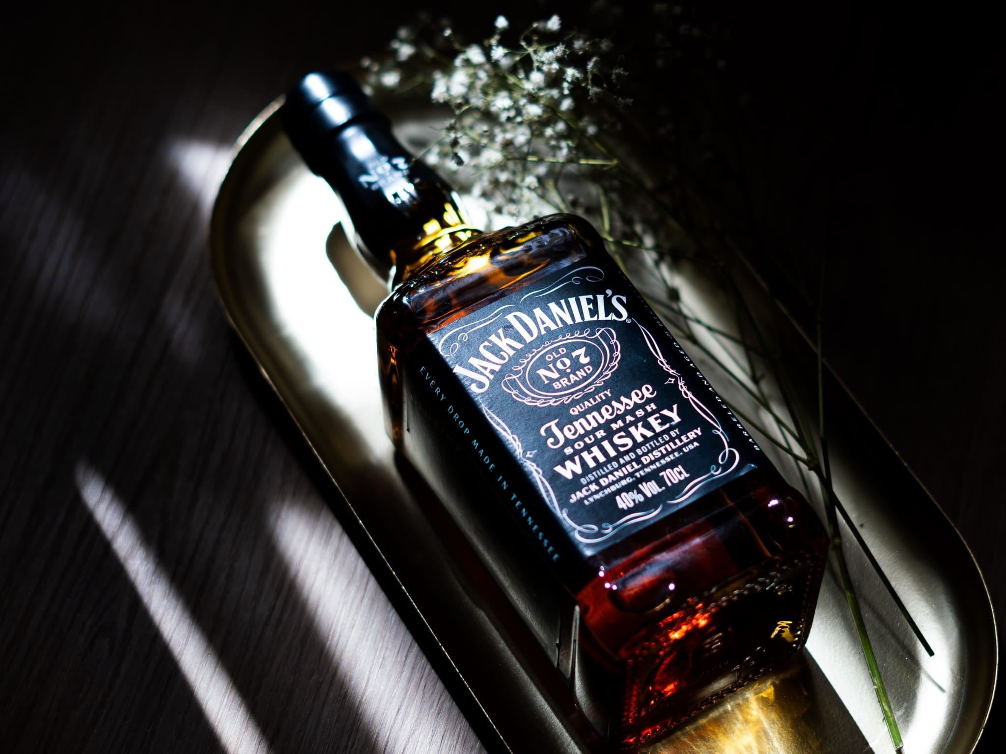 Butelka whiskey Jack Daniel's na weselu – detale i akcesoria ślubne Obiektywni Studio