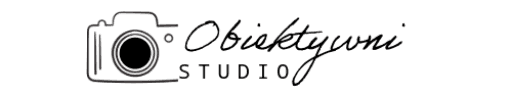 Logo firmy Obiektywni Studio z ikoną aparatu fotograficznego – Obiektywni Studio